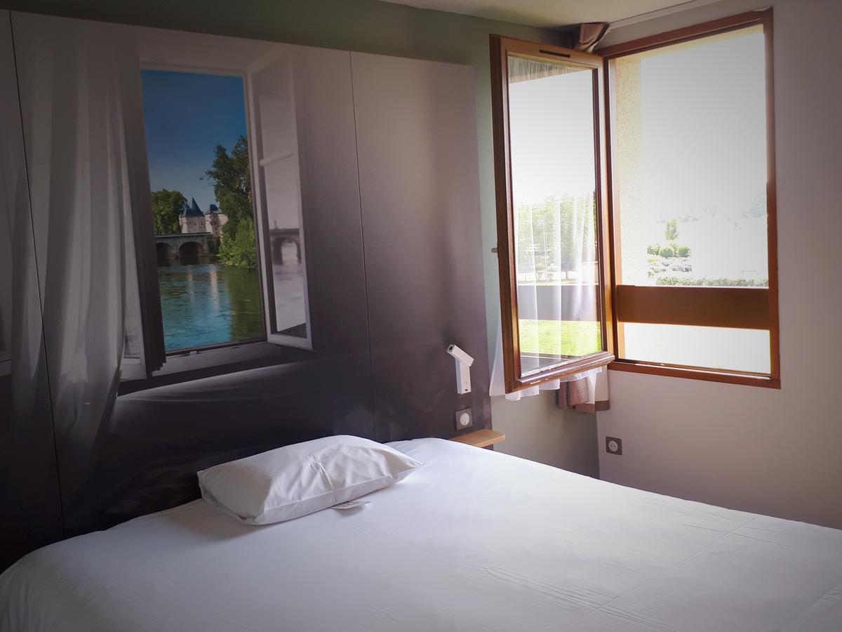B&B Hotel ชาเตลโฮ ภายนอก รูปภาพ