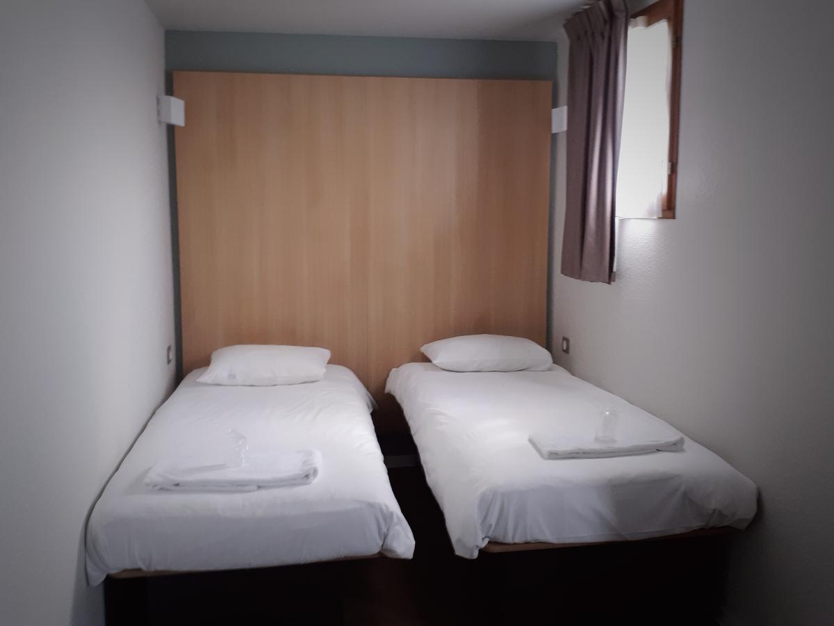 B&B Hotel ชาเตลโฮ ภายนอก รูปภาพ