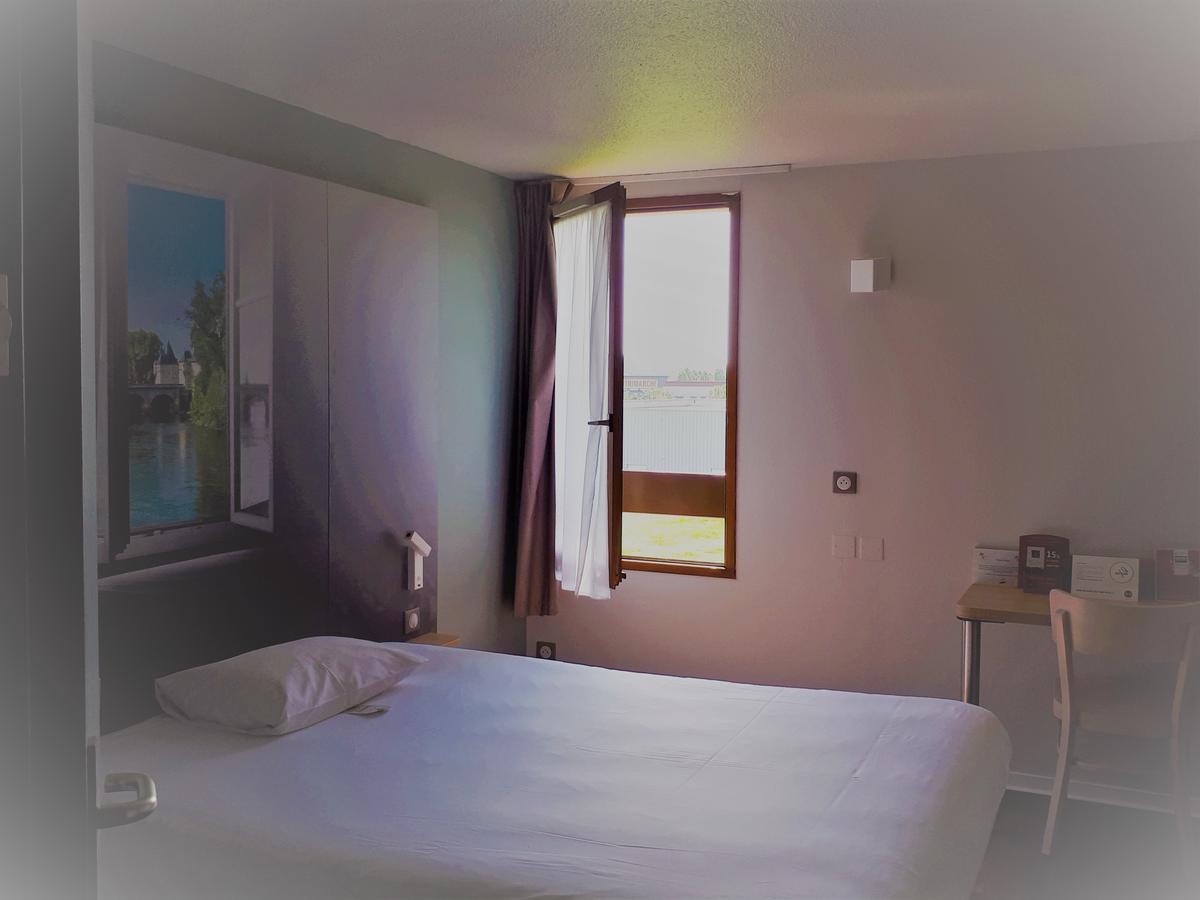 B&B Hotel ชาเตลโฮ ภายนอก รูปภาพ