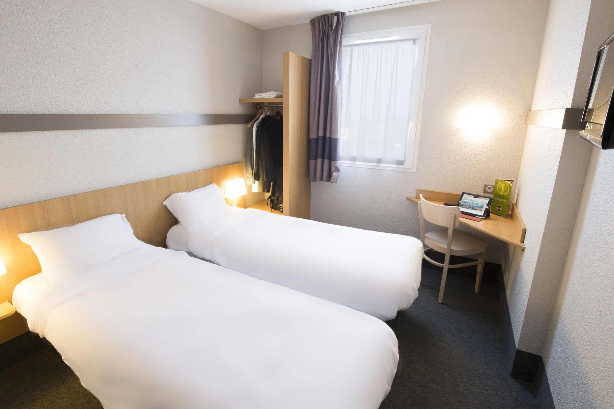 B&B Hotel ชาเตลโฮ ภายนอก รูปภาพ