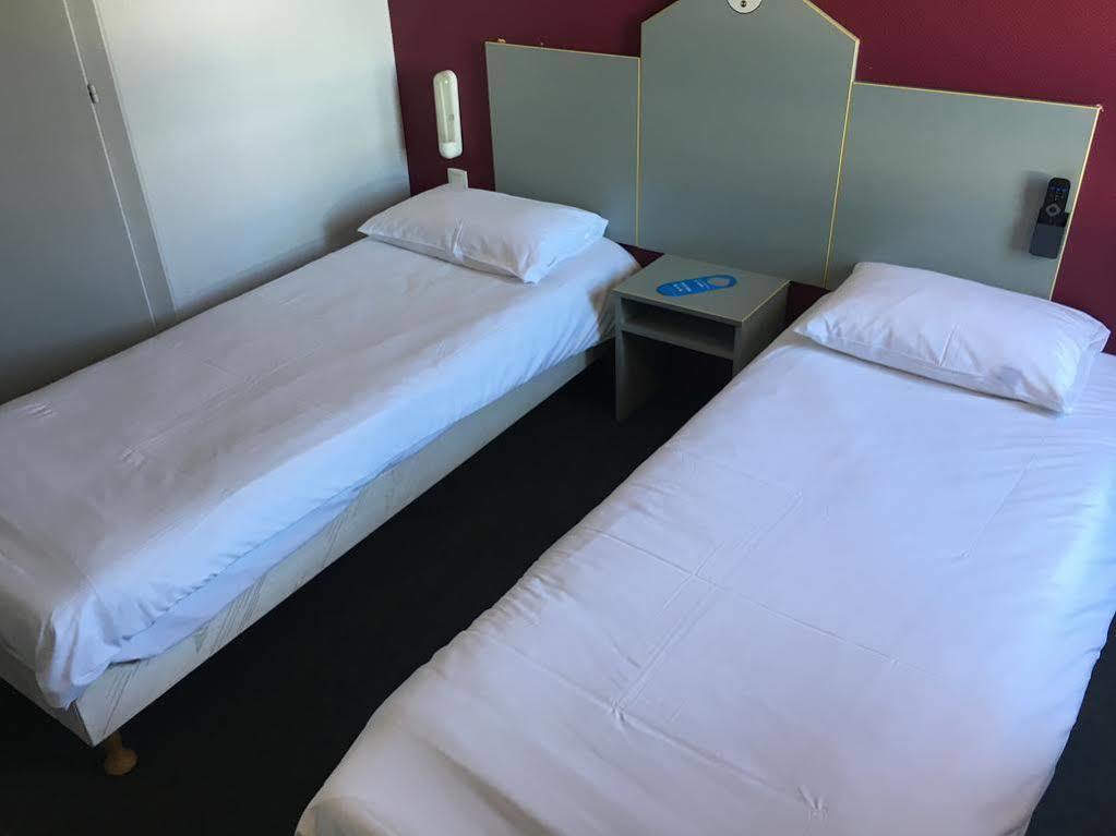 B&B Hotel ชาเตลโฮ ภายนอก รูปภาพ